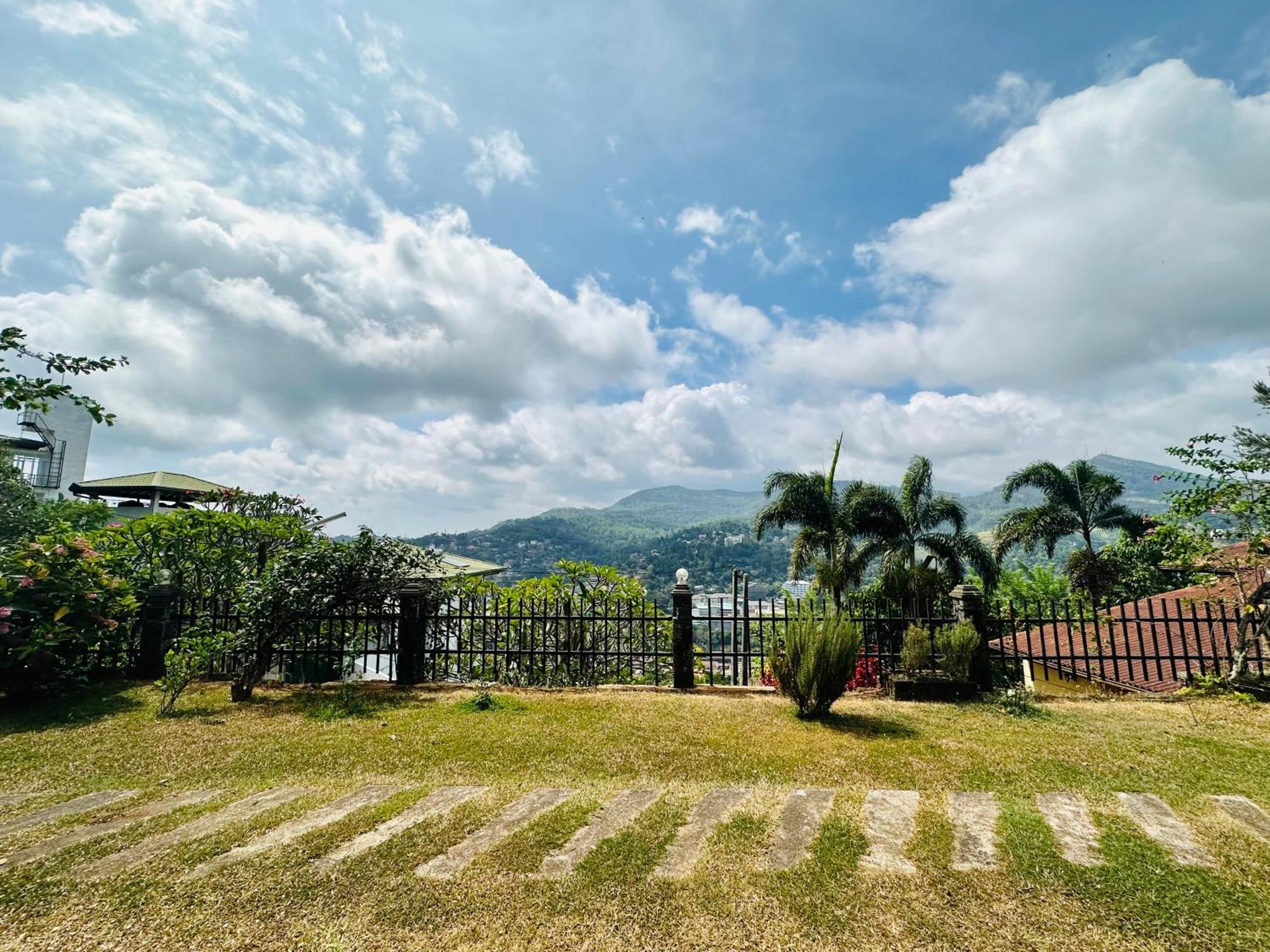 The Views Kandy - 360 Mountain View 외부 사진