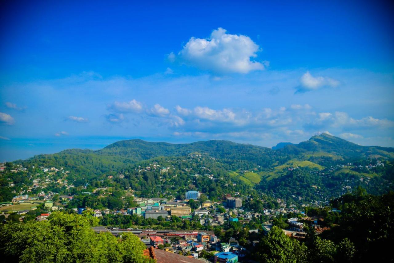 The Views Kandy - 360 Mountain View 외부 사진